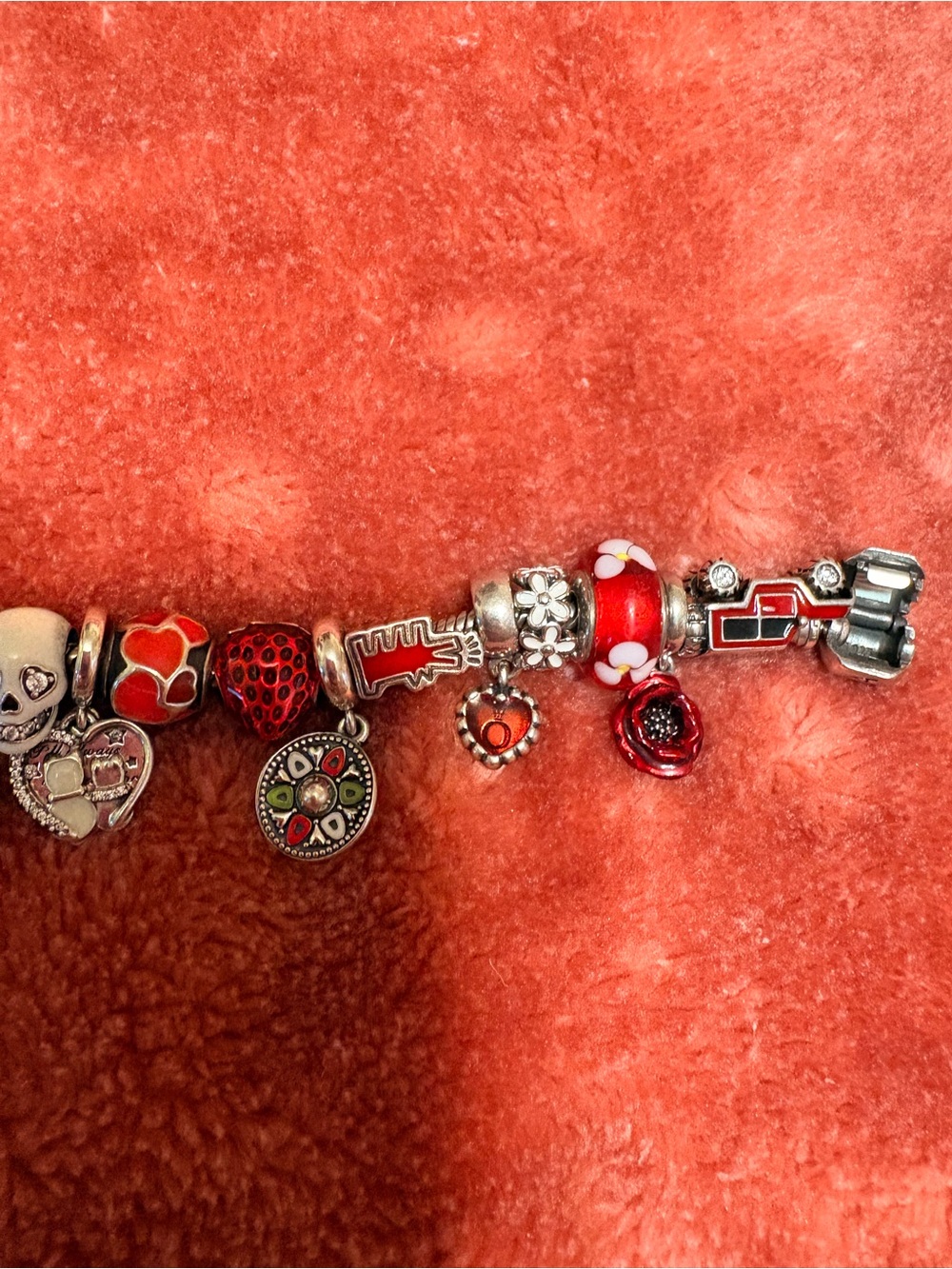 Pandora snake chain with red theme charms - Picture 5 of 7